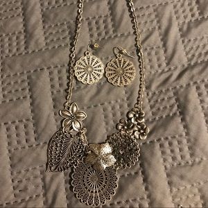 Necklace & Earrings